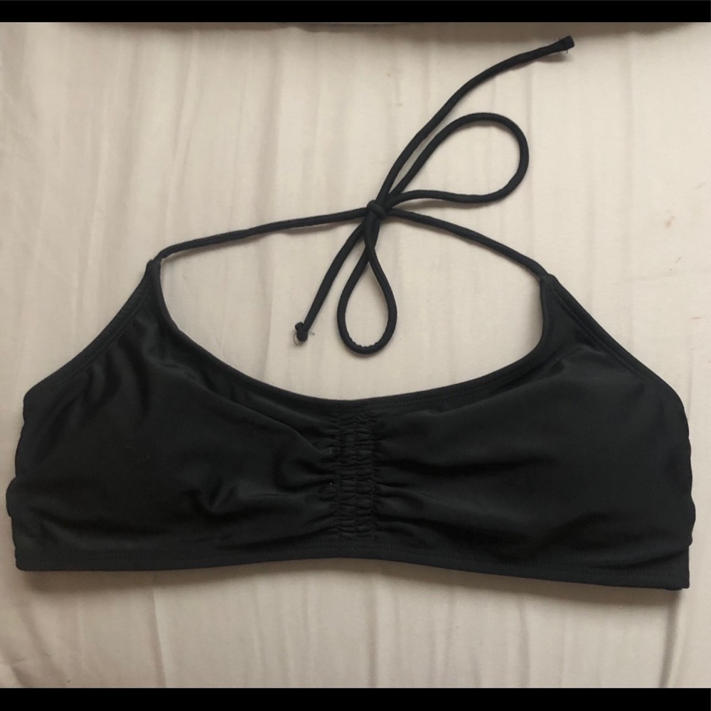 Black bikini top